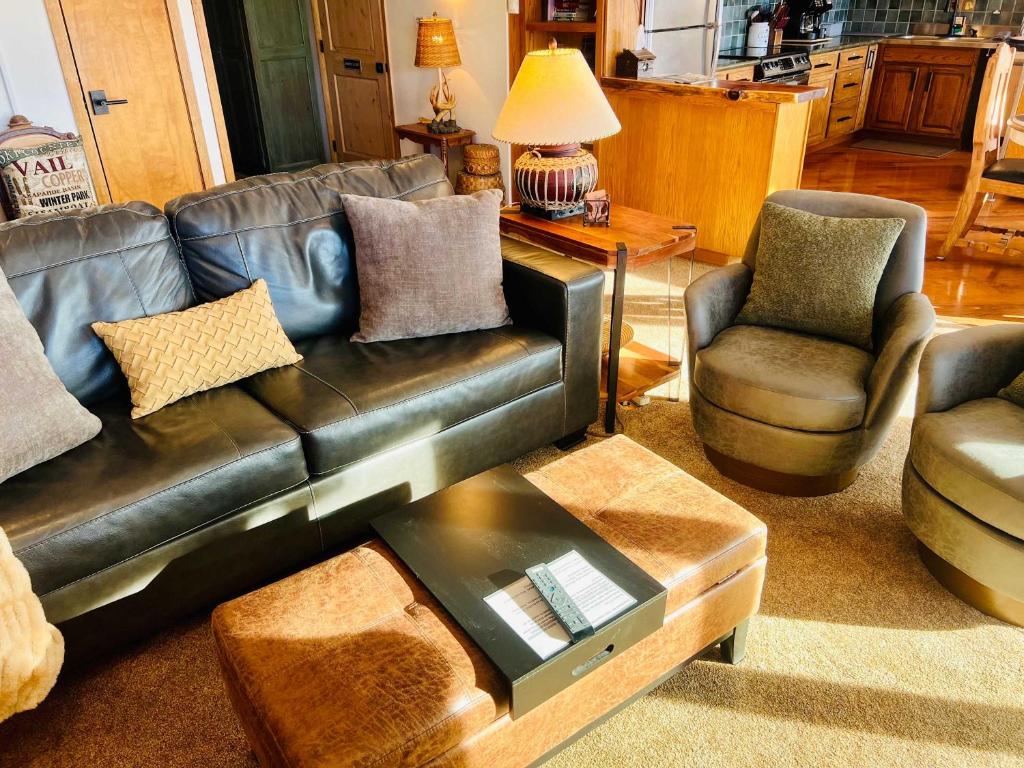 Гостиная зона в Aspen Chalet 976