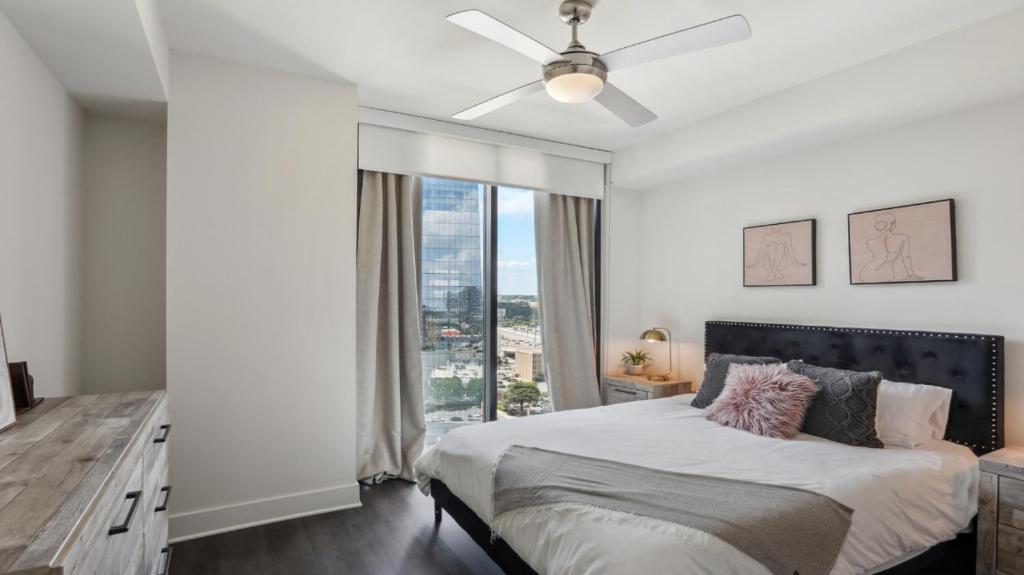 Amazing Apt in Midtown photo