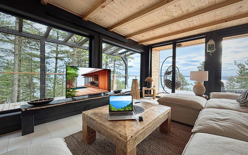 Chalet Eden Roc luxueux avec Jacuzzi et Sauna Privés 6 personnes, Saint ...