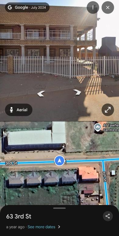 ein Screenshot eines Screenshots einer Straße mit einem Gebäude in der Unterkunft Home sweet home in Vereeniging