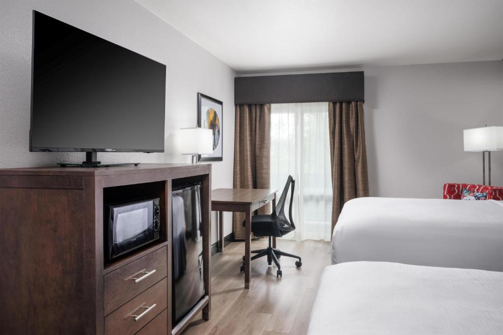 Aiden Austin City Hotel - Double Room With Two Double Beds