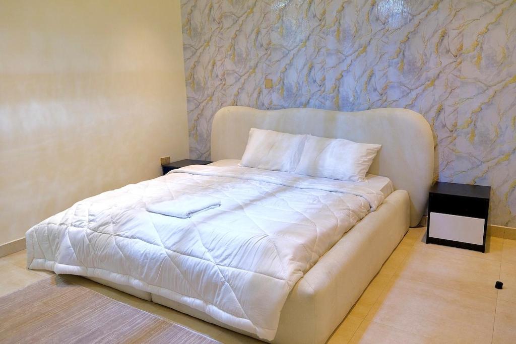 Postel nebo postele na pokoji v ubytování Imperial luxe homes