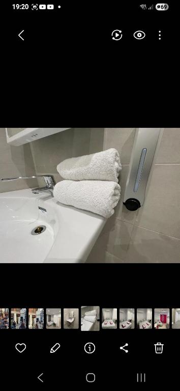 Estudios Nuevos Madrid Centro - Queen Room - Disability Access