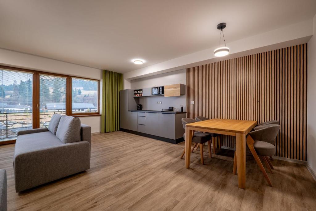 Dovalovec Resort Boutique Wellness and Krivan View - Familieappartement Met 2 Slaapkamers En Uitzicht
