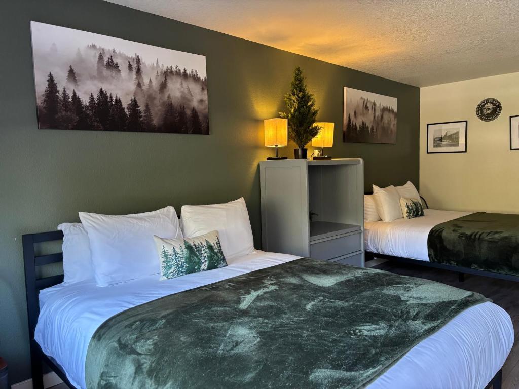 Postel nebo postele na pokoji v ubytování Red Bell Inn