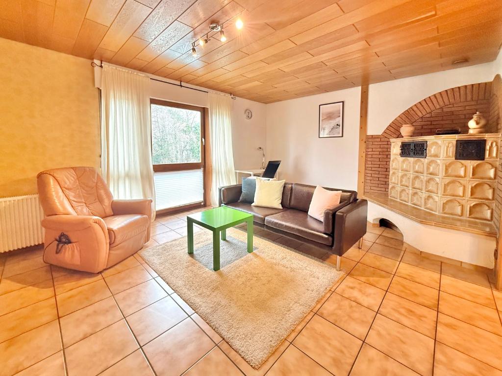 Et opholdsområde på H&H HOME - Quite and Cosy Apartment near Park and City in Sindelfingen