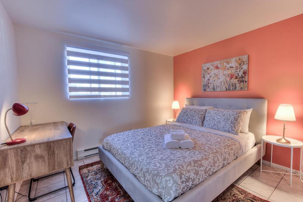 Fotografie z fotogalerie ubytování Spacious 2BR ! 6 guest Vacation home Montreal v Montrealu
