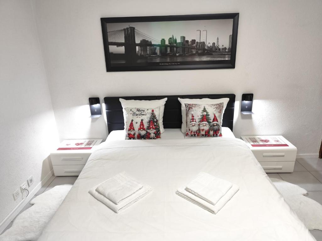 Postel nebo postele na pokoji v ubytování Studio indépendant à Grône