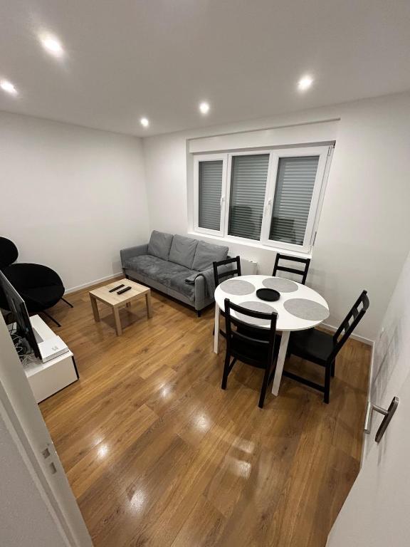 Renove Comfortable Appartement Mulhouse – photo 4