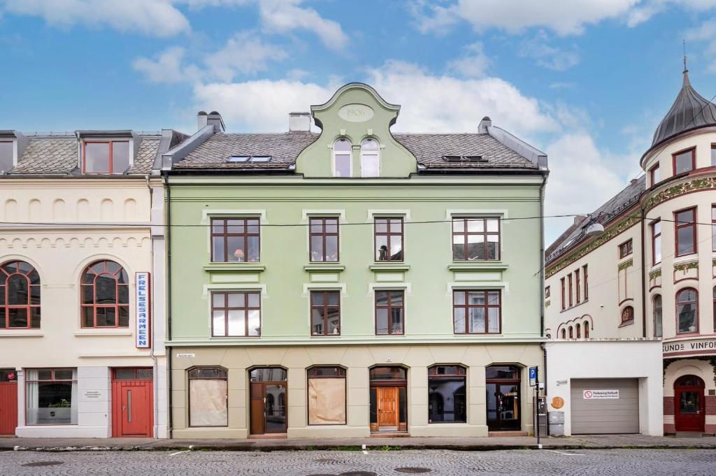 Το κτήριο όπου στεγάζεται  το διαμέρισμα