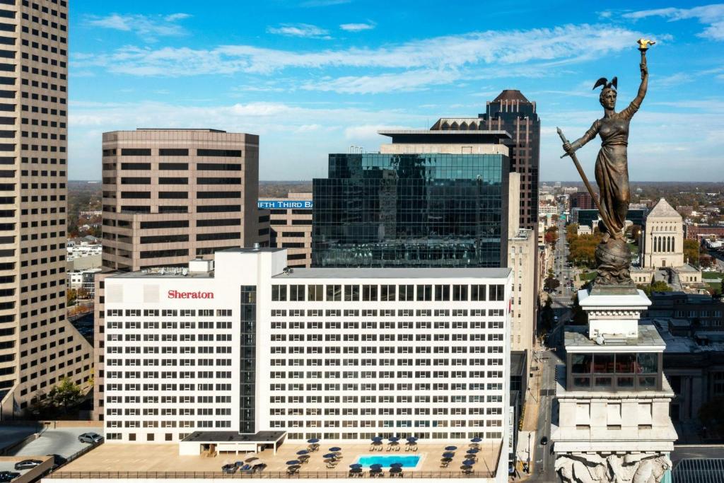 Sheraton Indianapolis City Centre Hotel photo