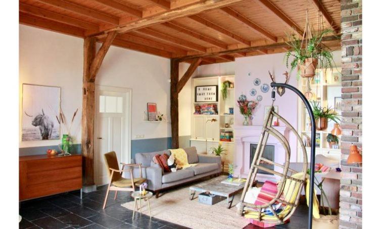 Χώρος καθιστικού στο A Quintela