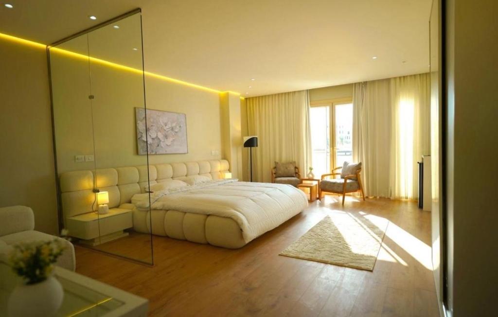 Кровать или кровати в номере Winter Palace Malek Hotel