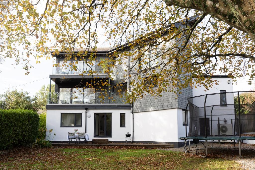 Bygningen som feriehuset ligger i