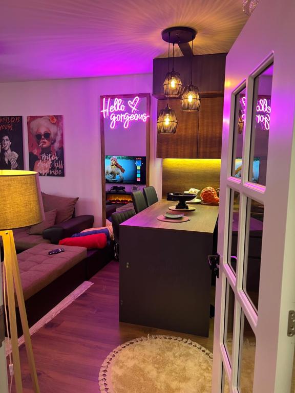 Postel nebo postele na pokoji v ubytování The hot spot