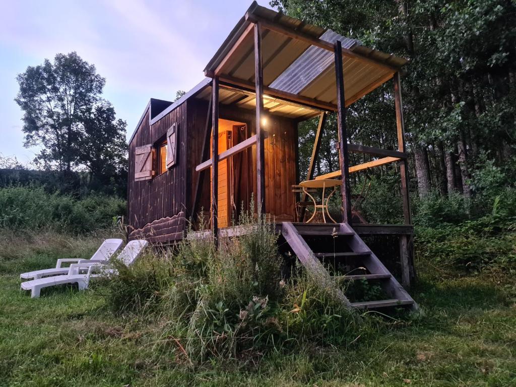 Сад в Tiny house au pied du Vercors