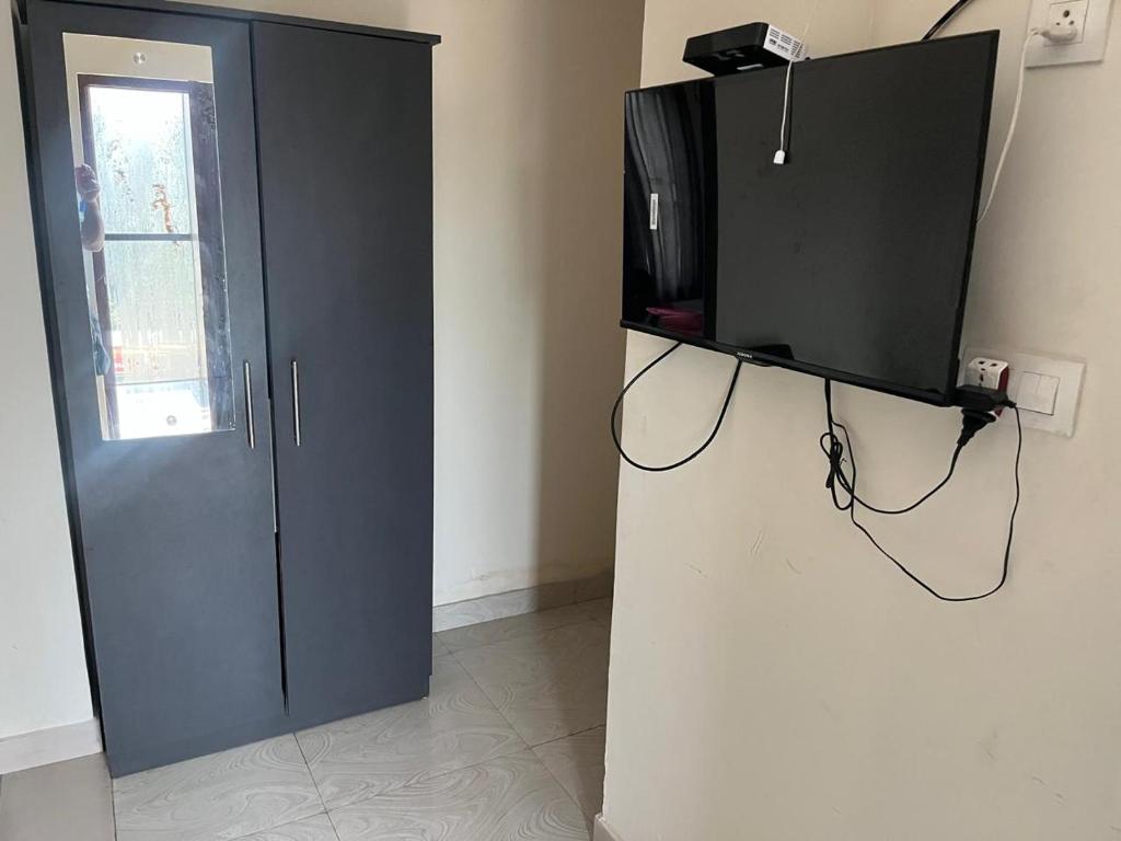 TV/trung tâm giải trí tại Sparsha rooms