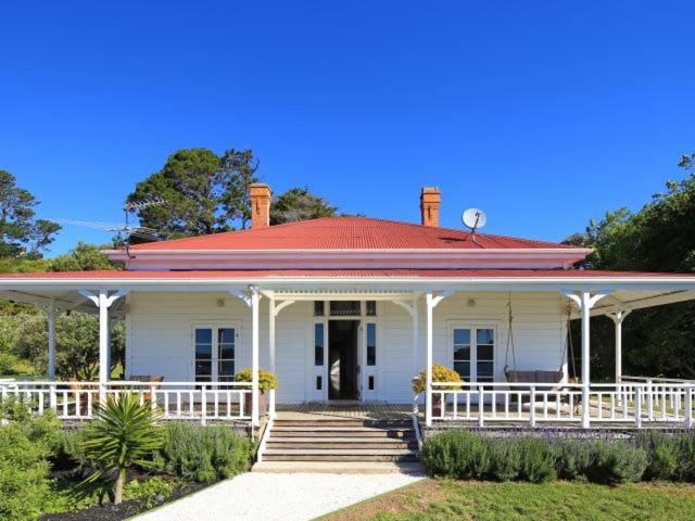 Το κτήριο όπου στεγάζεται  η παραθεριστική κατοικία