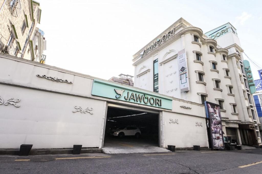 Bygningen som motellet ligger i