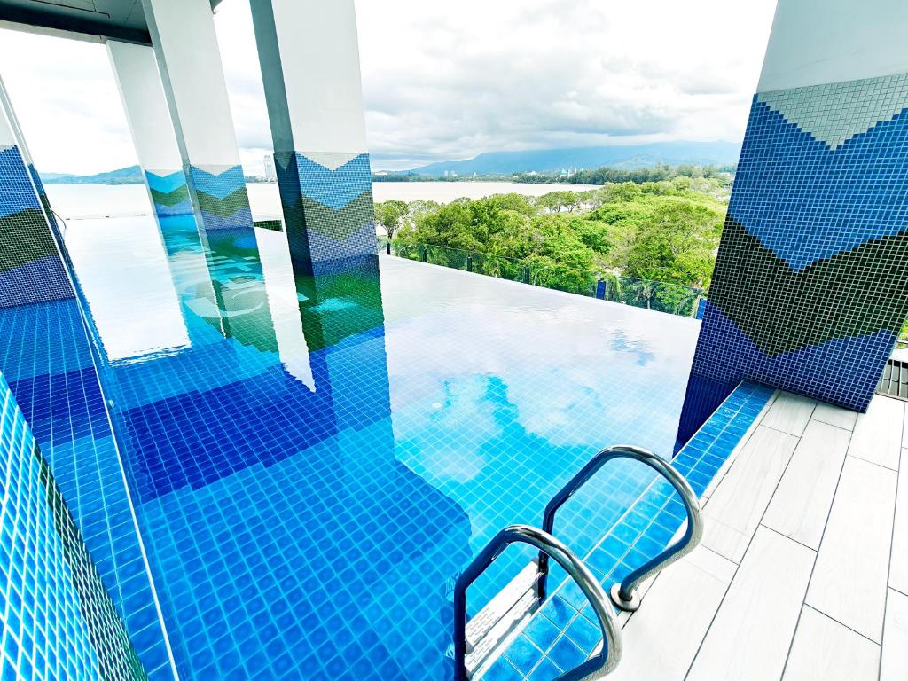 Bazén v ubytování HG Bay Premier Suites nebo v jeho okolí