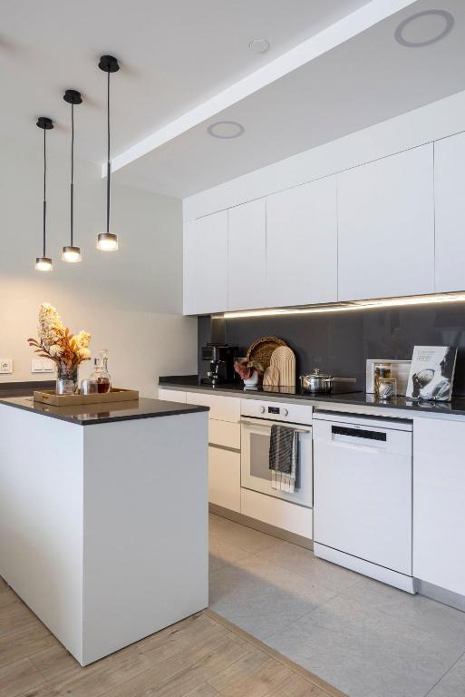 Urban Sky View Apartment