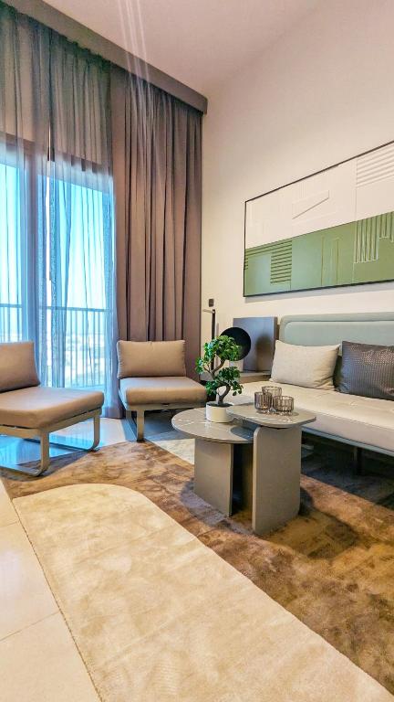Stylish MAG City Stay, Near Downtown and MBR City Attractions, Dubai ...