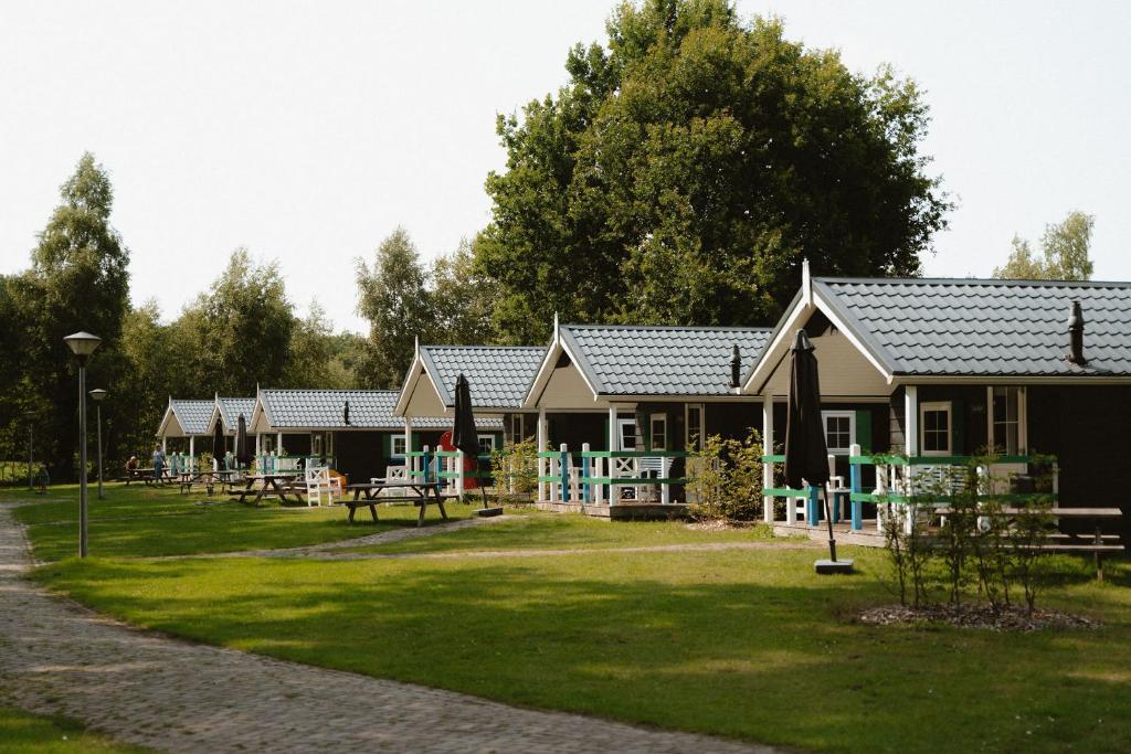 Κήπος έξω από το Recreatiepark de Vossenburcht IJhorst