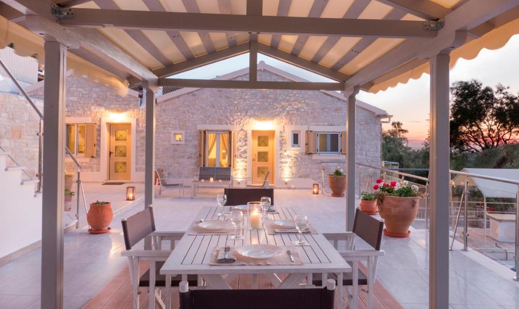 Balkón nebo terasa v ubytování Thodoris House