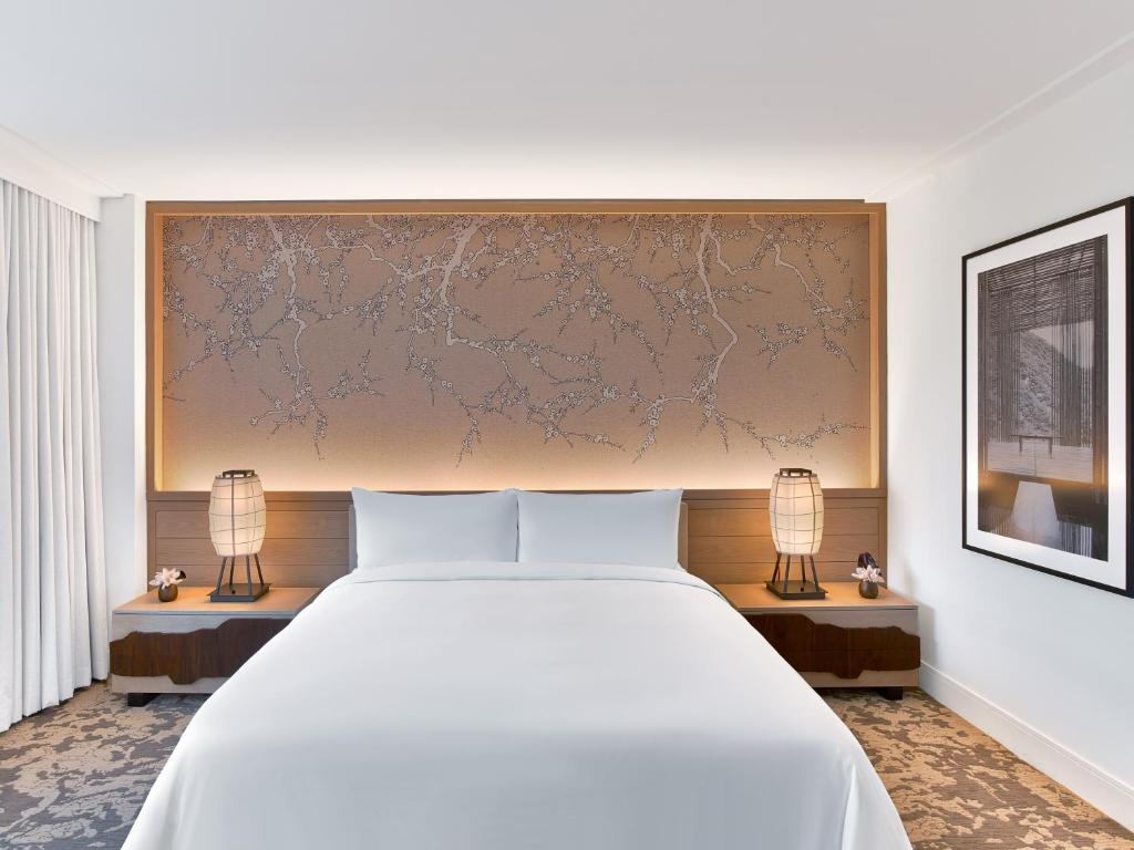 Nobu Hotel Miami Beach - Deluxe King Bed - Ocean View