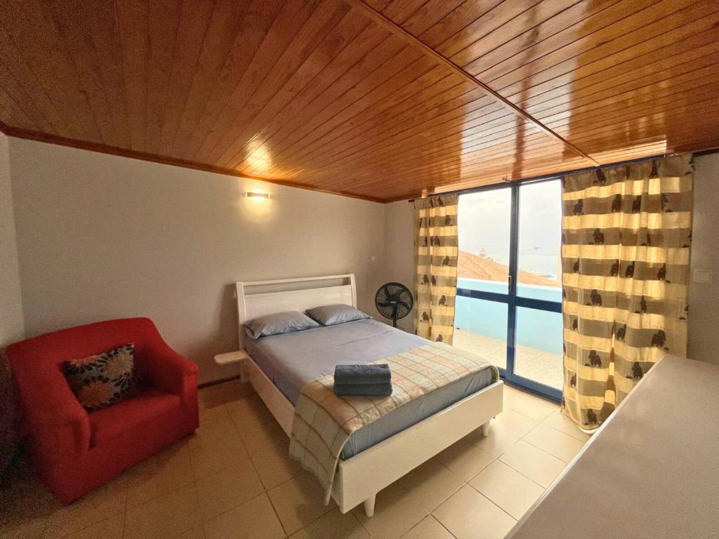 Ένα ή περισσότερα κρεβάτια σε δωμάτιο στο Residencial Alto do Fortim