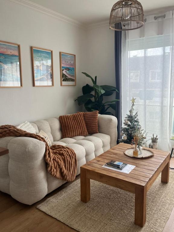 Et opholdsområde på Cœur de Concarneau, appartement entier, proche centre, corniche et plage avec parking