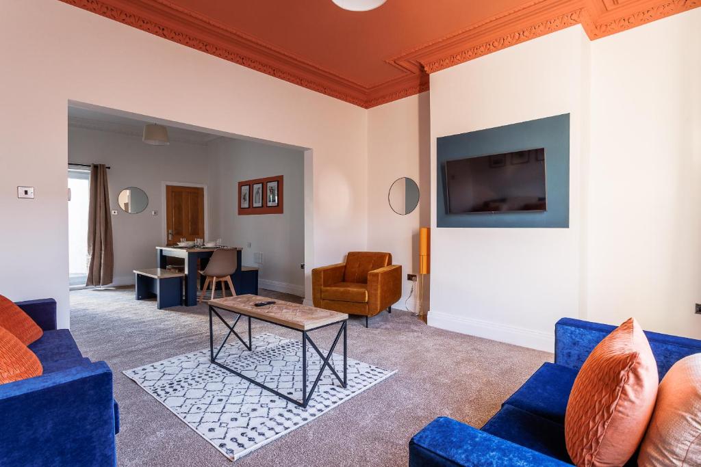 Et tv og/eller underholdning på The Family-Ready Worker Hub