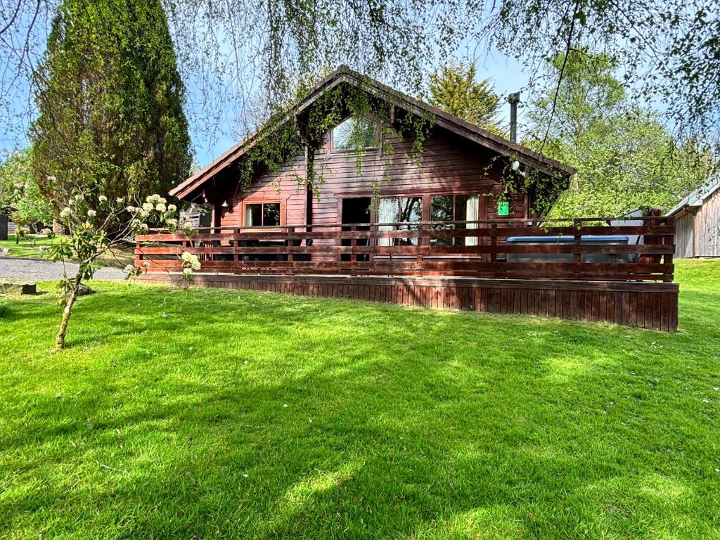 Zahrada ubytování Lady Galloway 27 with Hot Tub