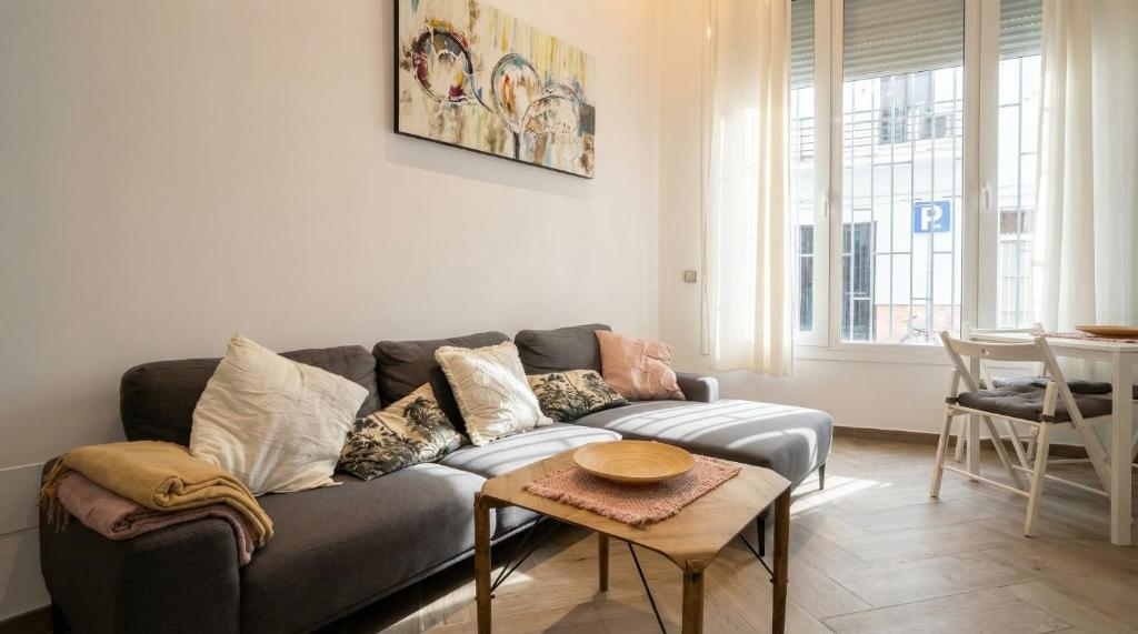 Huge & Sunny 2BR Duplex 10' Setas