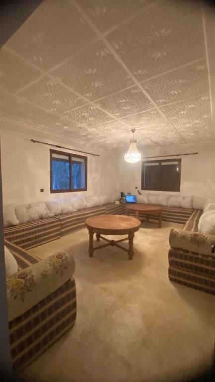 Posezení v ubytování Villa Khrichfa