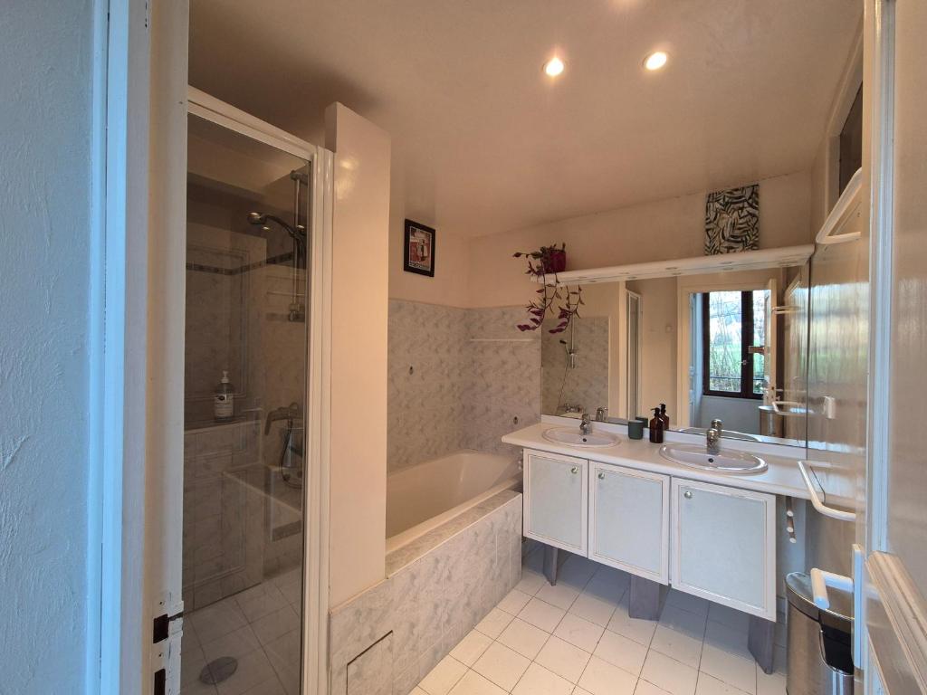 Koupelna v ubytování Maison au calme en Chartreuse