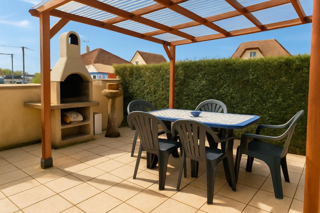 Αίθριο ή υπαίθριος χώρος στο Maison Cosy à proximité de la Plage