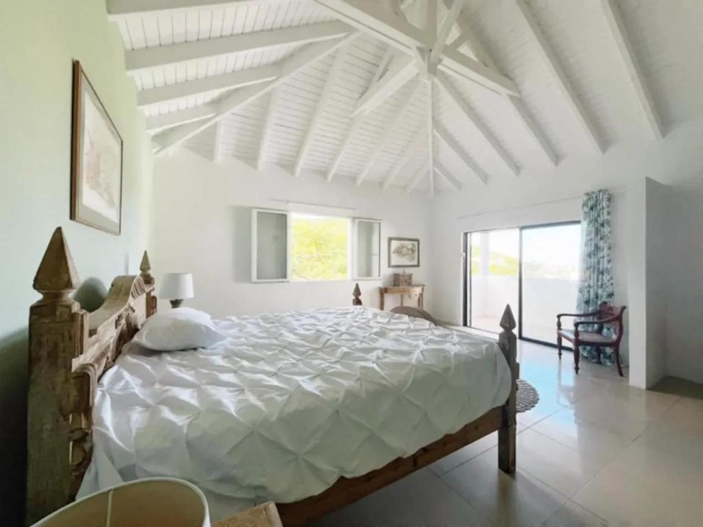 Villa with Private Pool in Upper Prince's Quarter photo photo 2