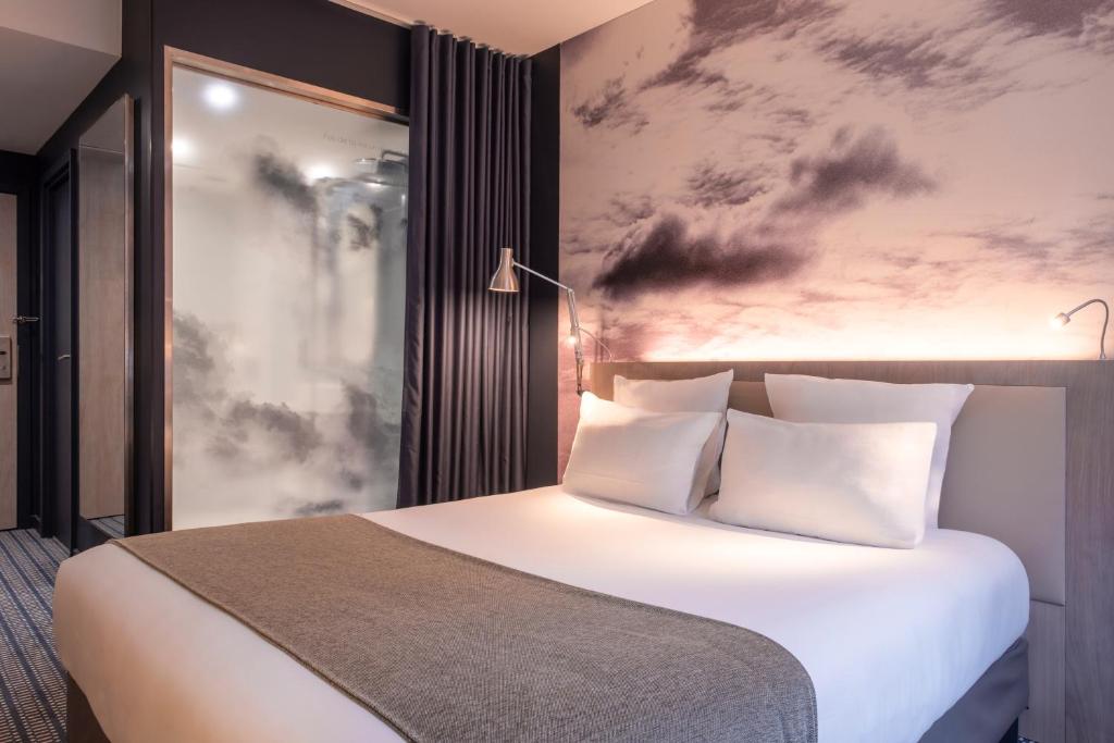 Le Grand Balcon Hotel - 4