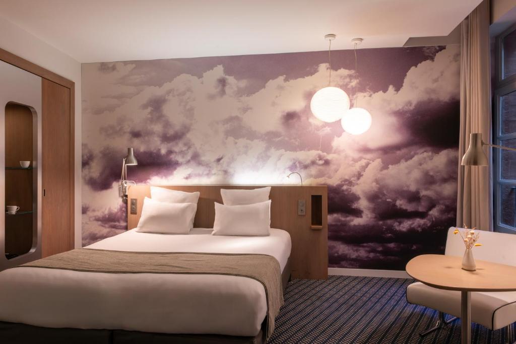 Le Grand Balcon Hotel - 12