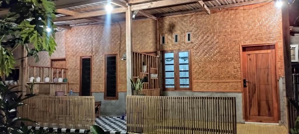 Fotografie z fotogalerie ubytování Local Garden Homestay v destinaci Masbagik