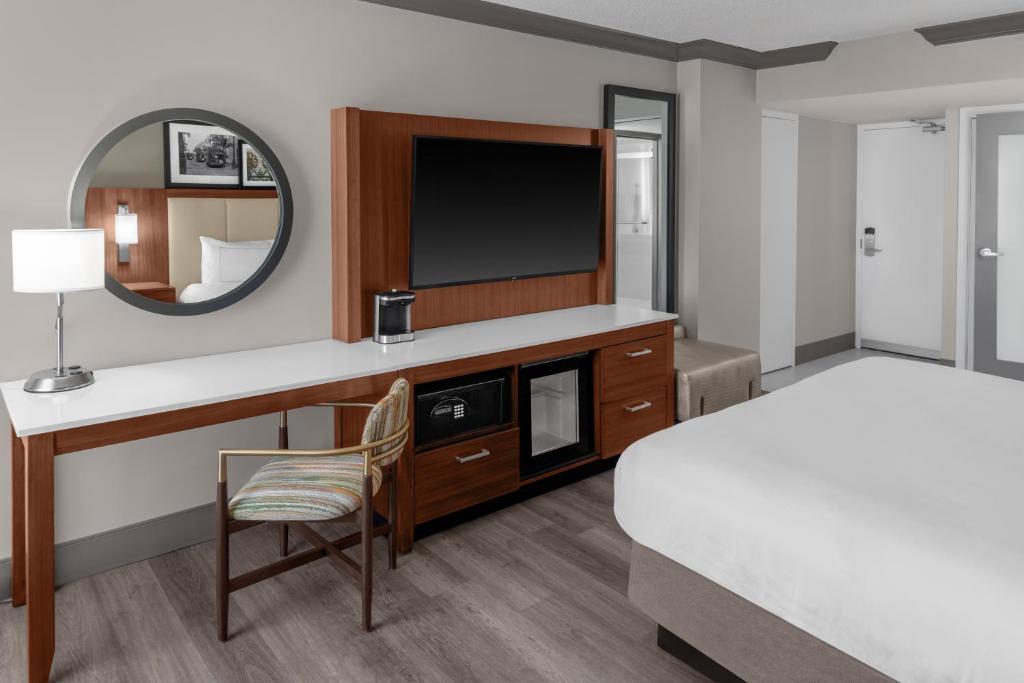 DoubleTree by Hilton New Orleans photo
