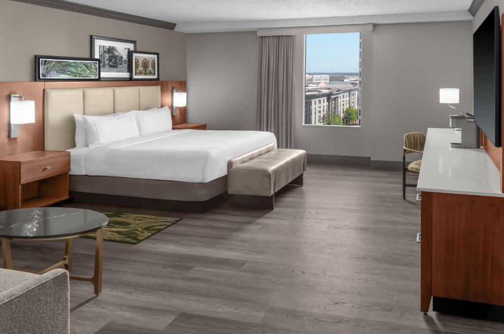 DoubleTree by Hilton New Orleans photo