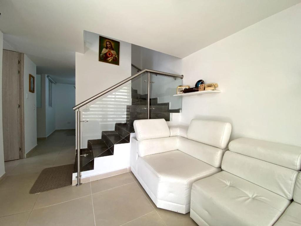 Khu vực ghế ngồi tại Casa de Paz