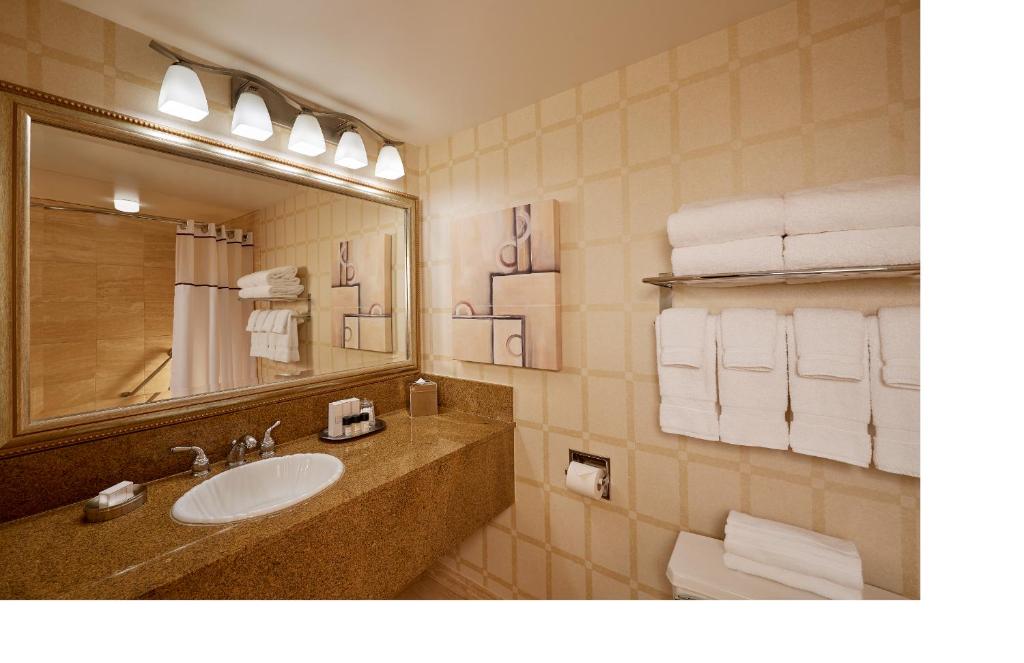 Golden Nugget Hotel & Casino Las Vegas photo