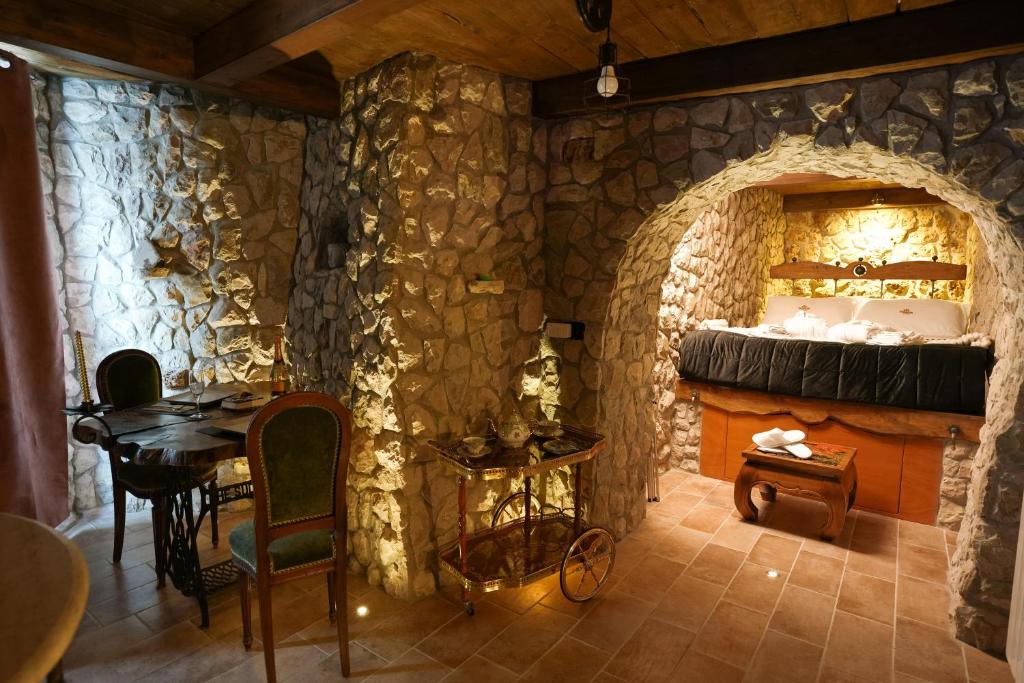 Postel nebo postele na pokoji v ubytování Gesualdo Suites