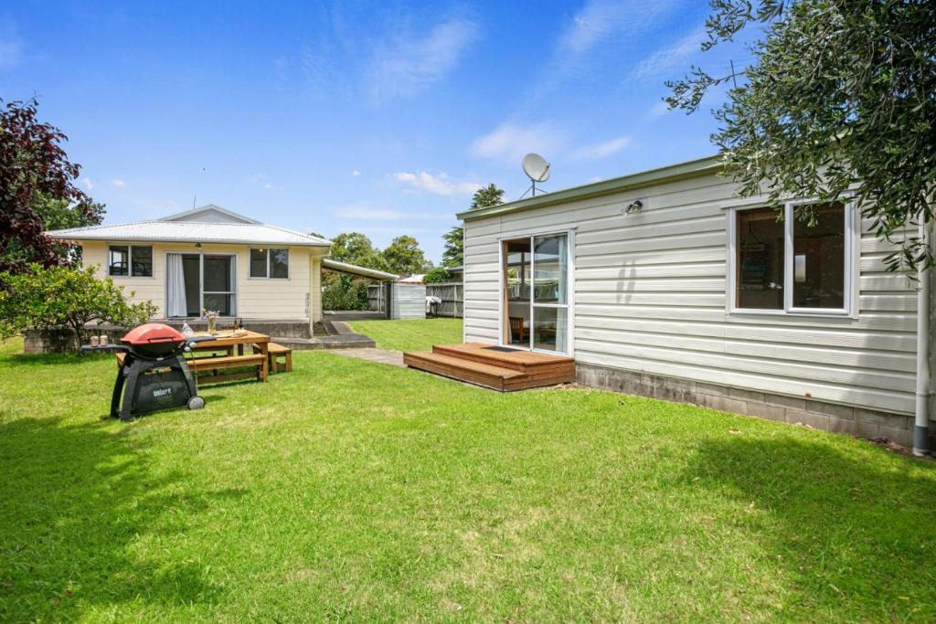 En have udenfor The Charleston Charmer - Whangamata