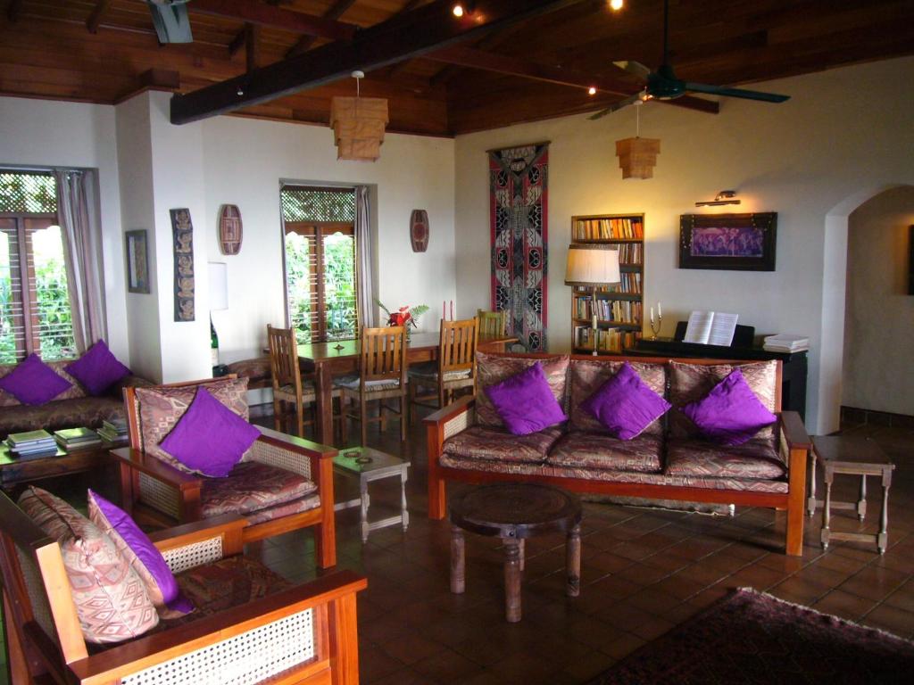 Posezení v ubytování Rangala House