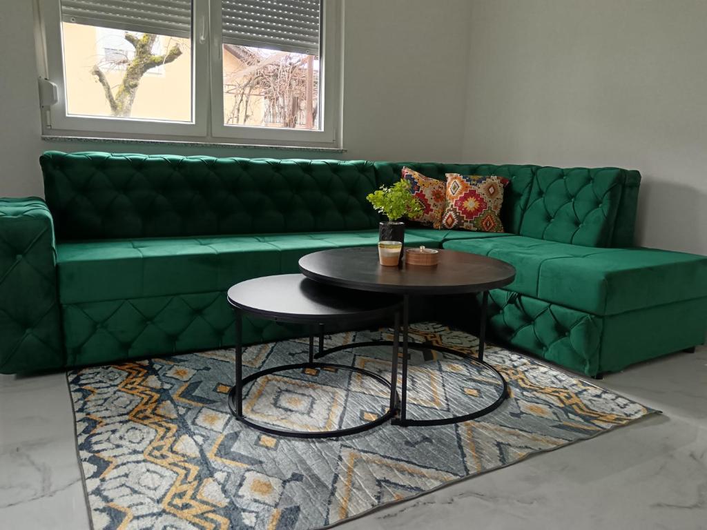 Posezení v ubytování SPA APARTMAN Prijedor