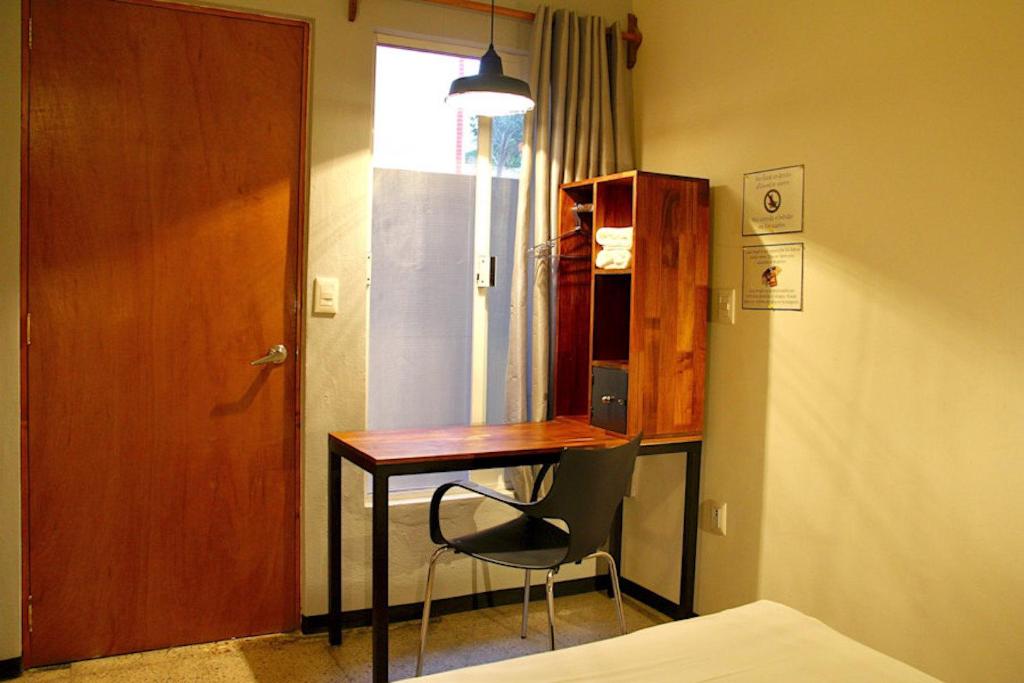 Casa Angel Hostel - Habitación Doble Estándar Con Baño Compartido